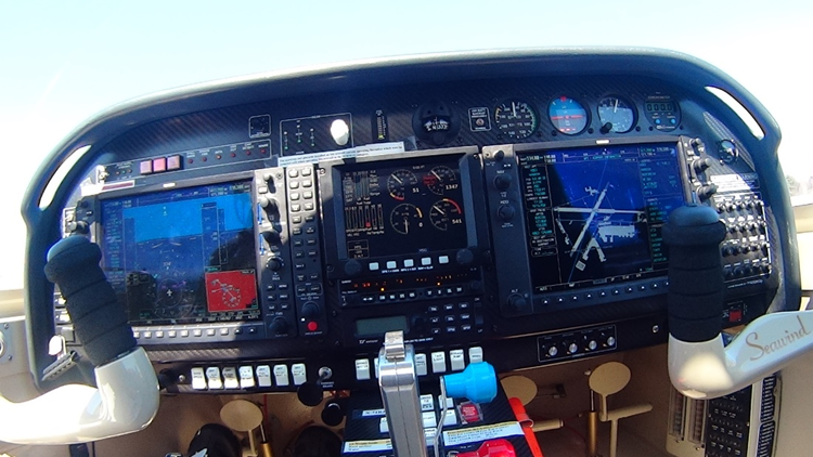 Superseawind Cockpit